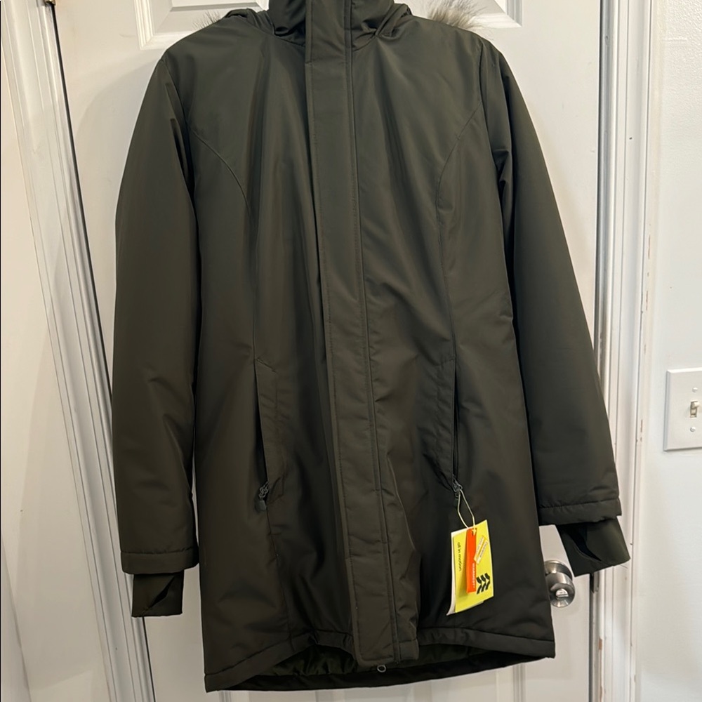 Dark green puffer coat size Medium